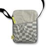 shoulder-bag-warped-check-classico-shoulder-bag-frente