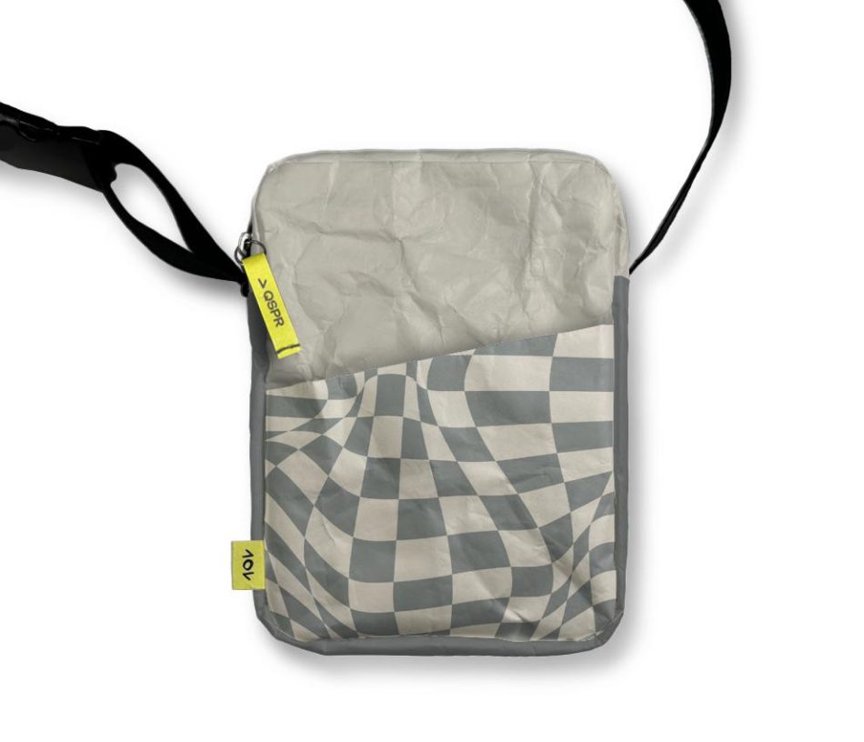shoulder-bag-warped-check-classico-shoulder-bag-frente