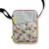 shoulder-bag-azulejos-triangulares-coloridos-shoulder-bag-frente shoulder-bag-azulejos-triangulares-coloridos-shoulder-bag-frente