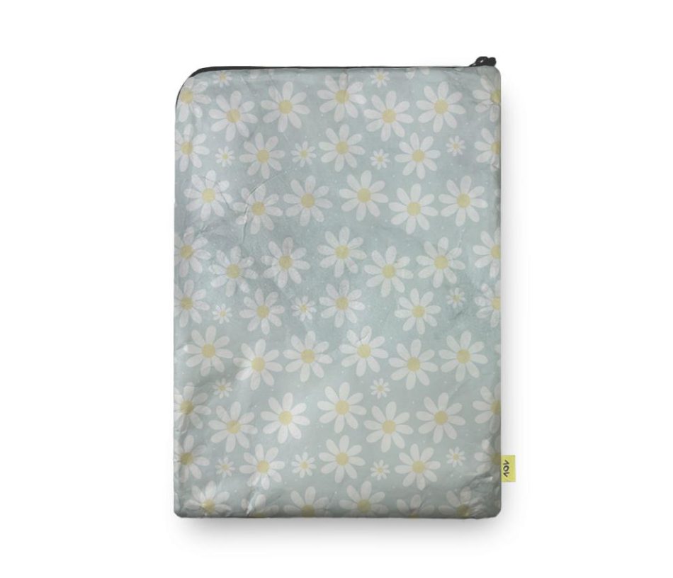 capa-notebook-pro-margarida-otimista-capa-note-ziper-verso capa-notebook-pro-margarida-otimista-capa-note-ziper-verso