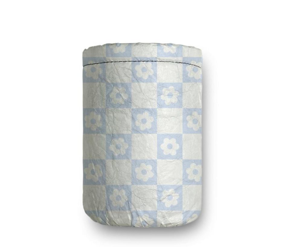 porta-lata-xadrez-floral-azul-porta-lata-meio