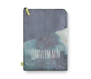 capa-notebook-pro-o-mar-em-mim-capa-note-ziper-frente