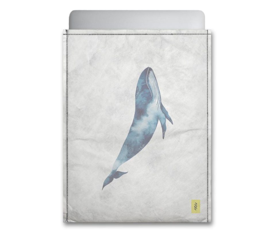 capaNoteSleeve-baleia-de-aquarela-estela-miazzi-notebook-frente capaNoteSleeve-baleia-de-aquarela-estela-miazzi-notebook-frente