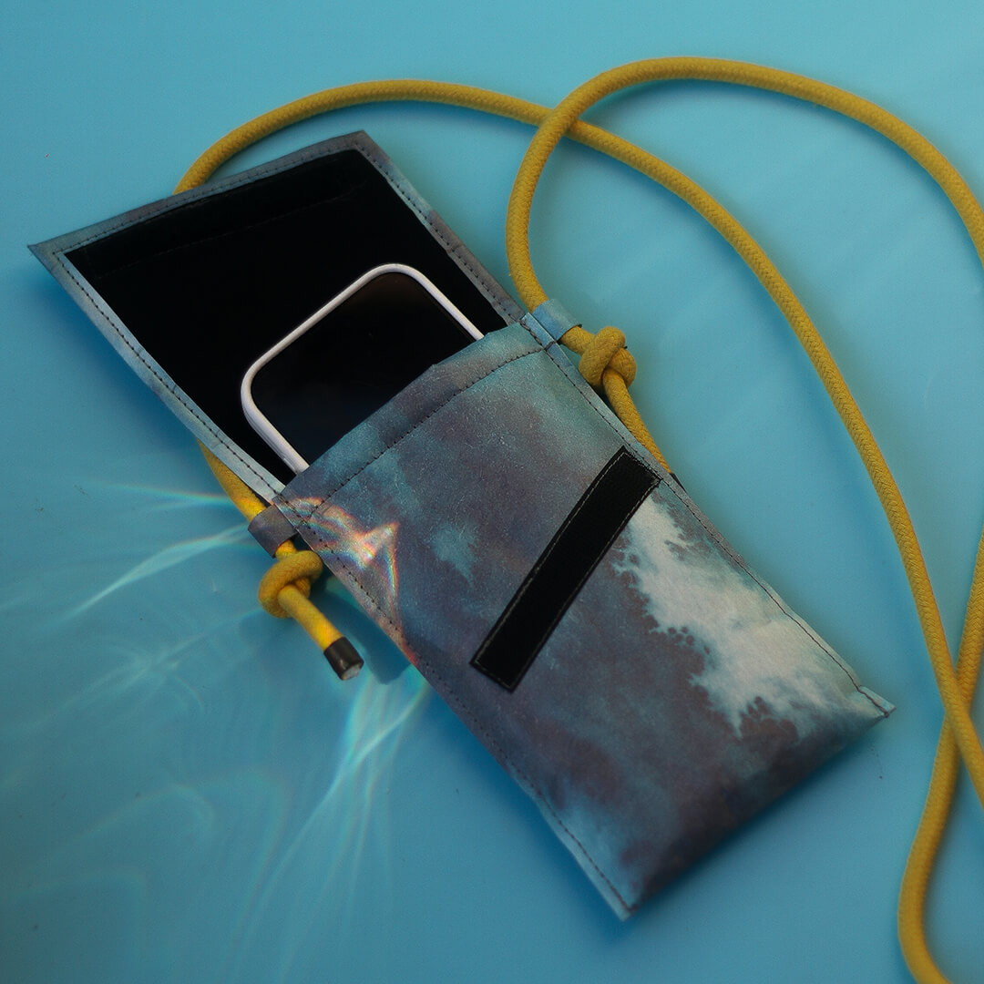 foto bolsa porta celular aquarela estela miazzi 1